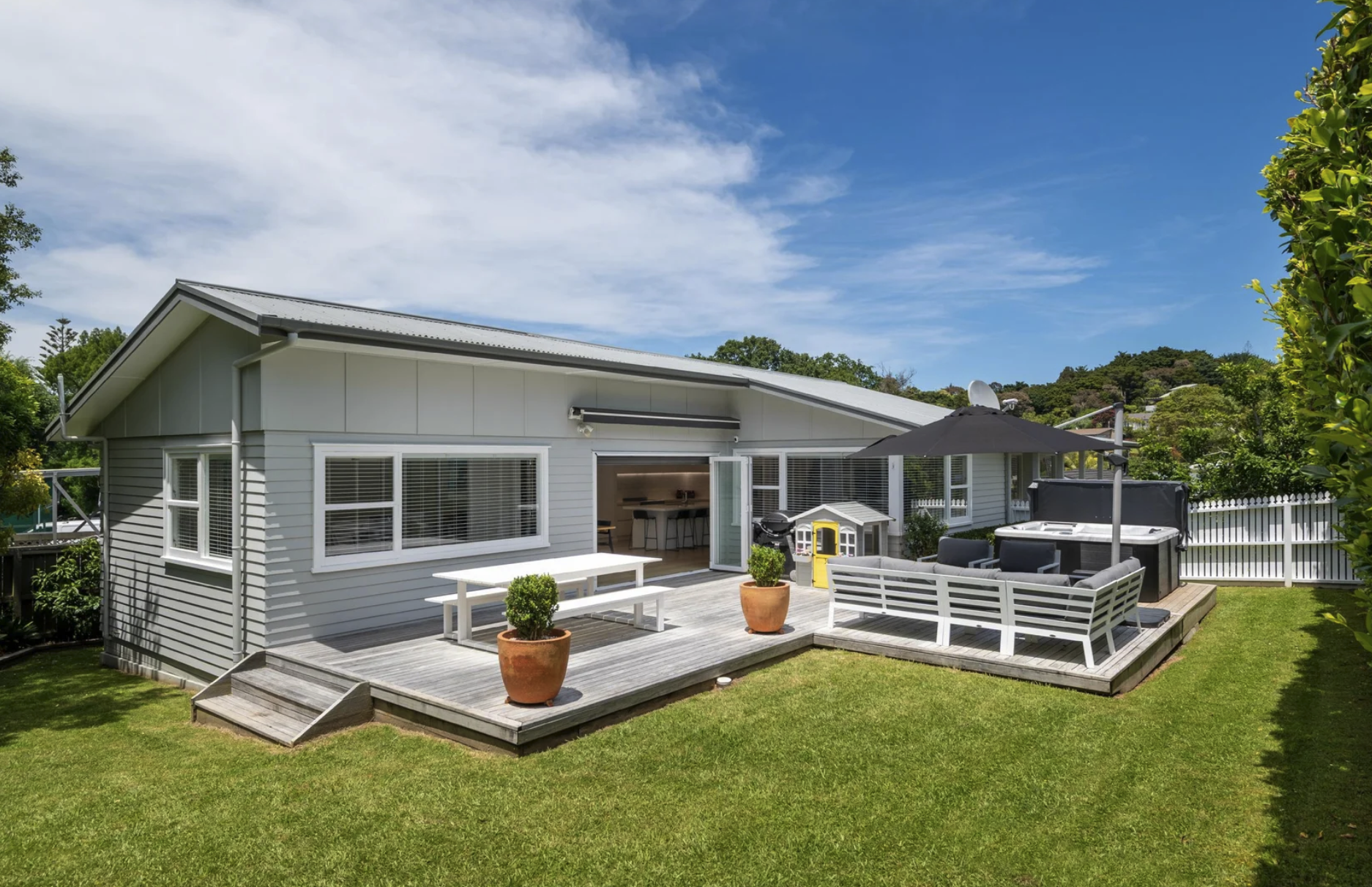 Monolithic Cladding in NZ Types, Examples, and Best Practices | realtor ...